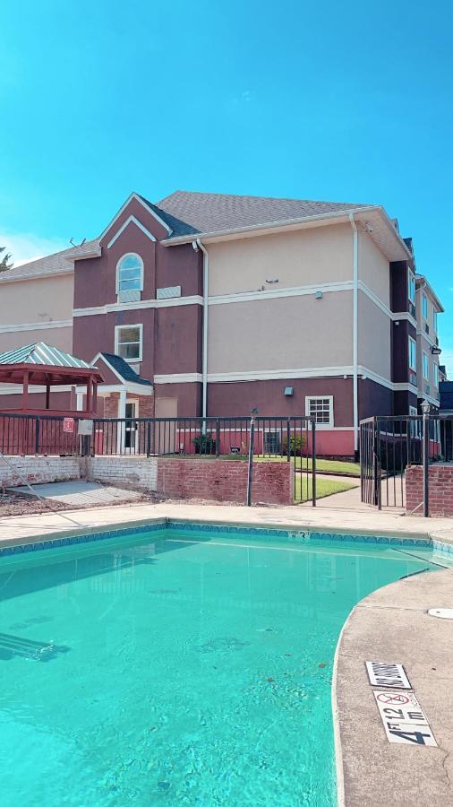 Quality Inn & Suites Augusta Fort Eisenhower Area Esterno foto