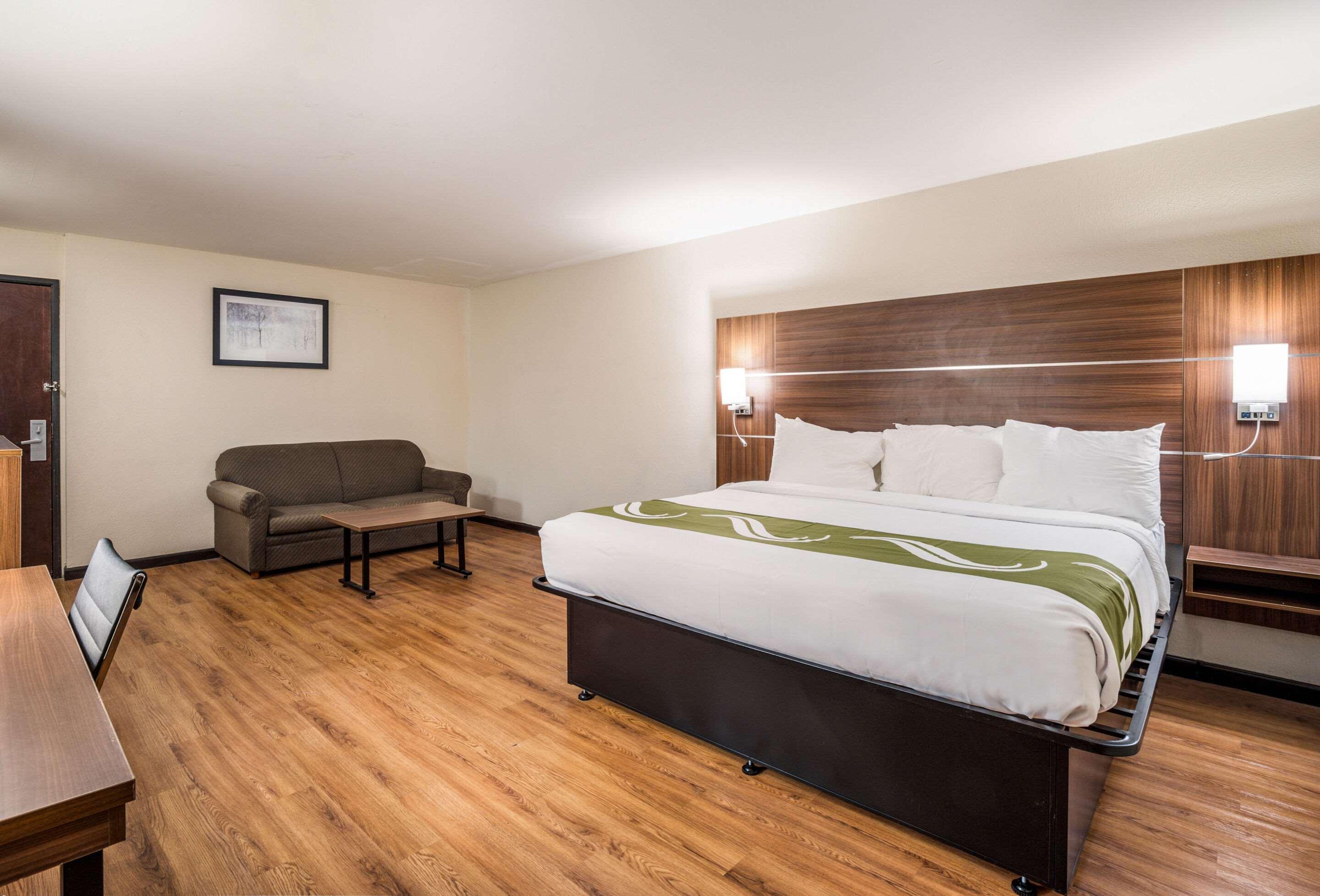 Quality Inn & Suites Augusta Fort Eisenhower Area Esterno foto